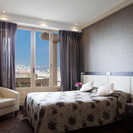 1er Hotel