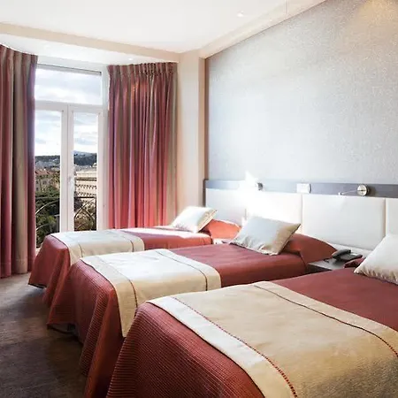Hotel 1er 4*