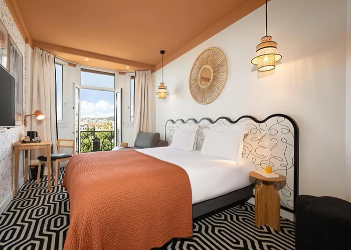 Hotell 1er 4*