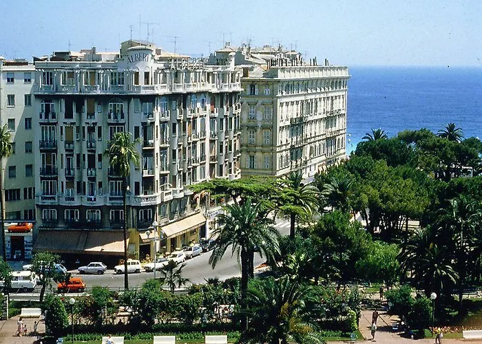 Hotell 1er Nice