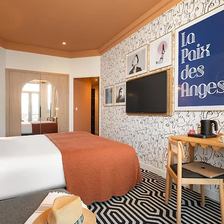 ألبرت الأول 4*