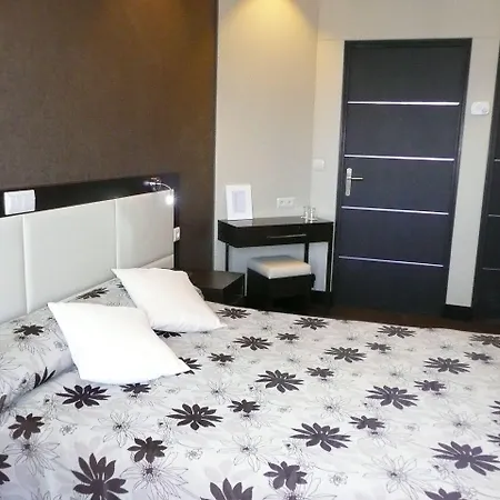 فندق ألبرت الأول 4*